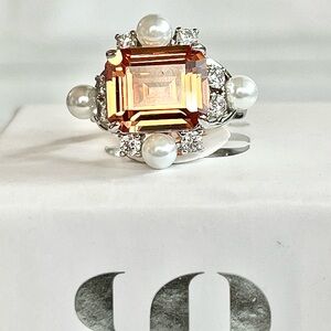 Retro Elegant Silver Topaz Gemstone Ring